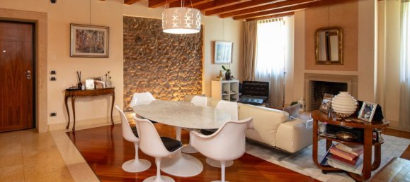 Apartamento de 5 habitaciónes en Verona, Italy No. 218137 5