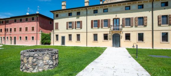 Apartamento de 5 habitaciónes en Verona, Italy No. 218137 26