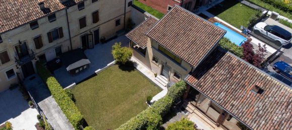 Apartamento de 5 habitaciónes en Verona, Italy No. 218137 3