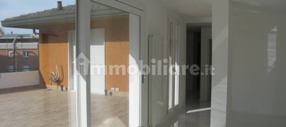3 Schlafzimmer Penthouse in Rovigo, Italy, Nr. 228067 6