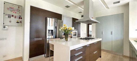 Casa de 4 dormitorios en Strovolos, Cyprus No. 11630 5