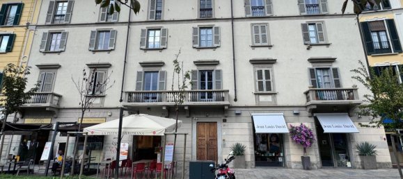 3 bedrooms Apartment in Milan, Italy No. 332198 35