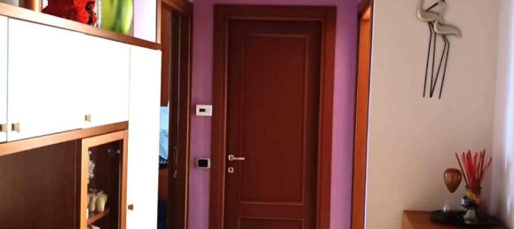 3غرفة شقة في Piacenza, Italy رقم 159413 8