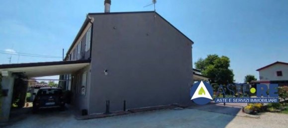 6 rooms House in Legnago, Italy No. 279679 2