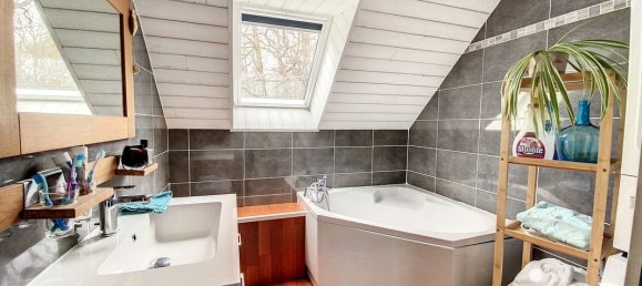 4 Schlafzimmer Haus in Lamorlaye, France, Nr. 250725 10