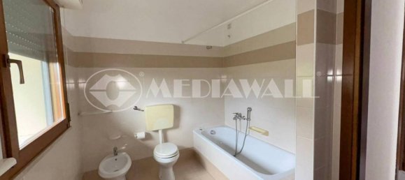 3 bedrooms House in Pordenone, Italy No. 295543 11