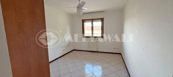 3 bedrooms House in Pordenone, Italy No. 295543 34