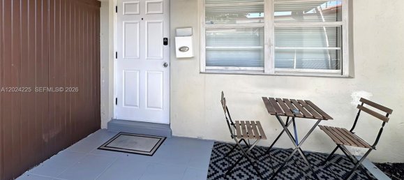 2 bedrooms Villa for rent in Miami, Miami-Dade, Florida, USA № 615057 2