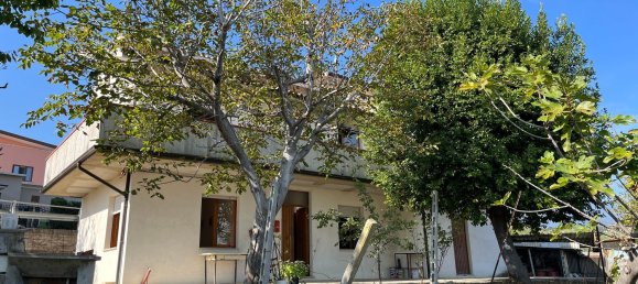 Casa de 5 habitaciónes en Campli, Italy No. 85308 6