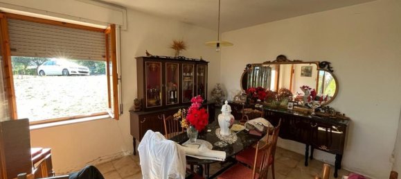 Casa de 5 habitaciónes en Campli, Italy No. 85308 19