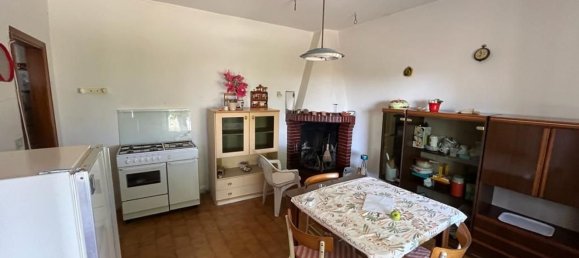 Casa de 5 habitaciónes en Campli, Italy No. 85308 25