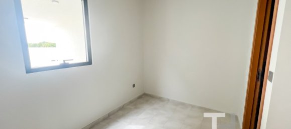 Adosado de 3 dormitorios en Dubai Land, UAE No. 28922 19