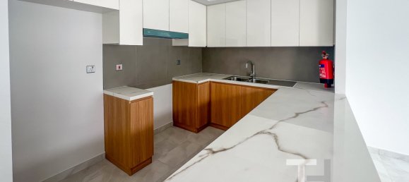 Adosado de 3 dormitorios en Dubai Land, UAE No. 28922 6