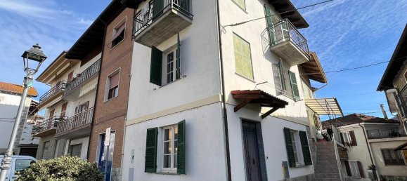 6 rooms House in Cartosio, Italy No. 111025 2