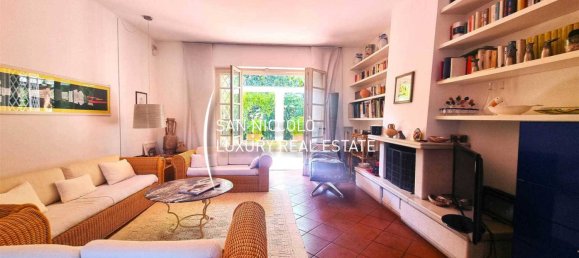 Villa de 5 dormitorios en Forte dei Marmi, Italy No. 193180 14