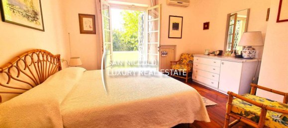 Villa de 5 dormitorios en Forte dei Marmi, Italy No. 193180 3