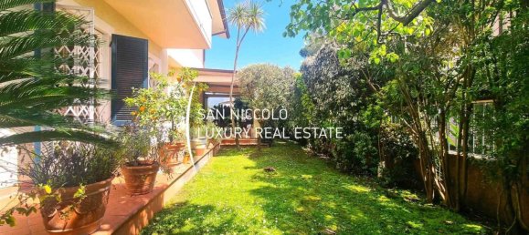 Villa de 5 dormitorios en Forte dei Marmi, Italy No. 193180 10