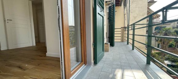 2 bedrooms Apartment in Florence, Italy No. 298593 8