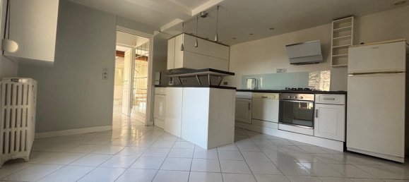 4 bedrooms House in Chalons-en-Champagne, France No. 152401 13