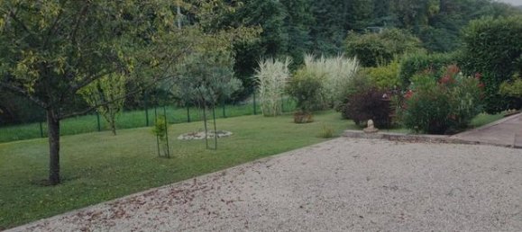 Casa de 4 dormitorios en Jura, France No. 358488 2