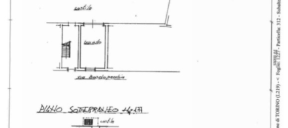 4 bedrooms Apartment in Turin, Italy No. 207148 26