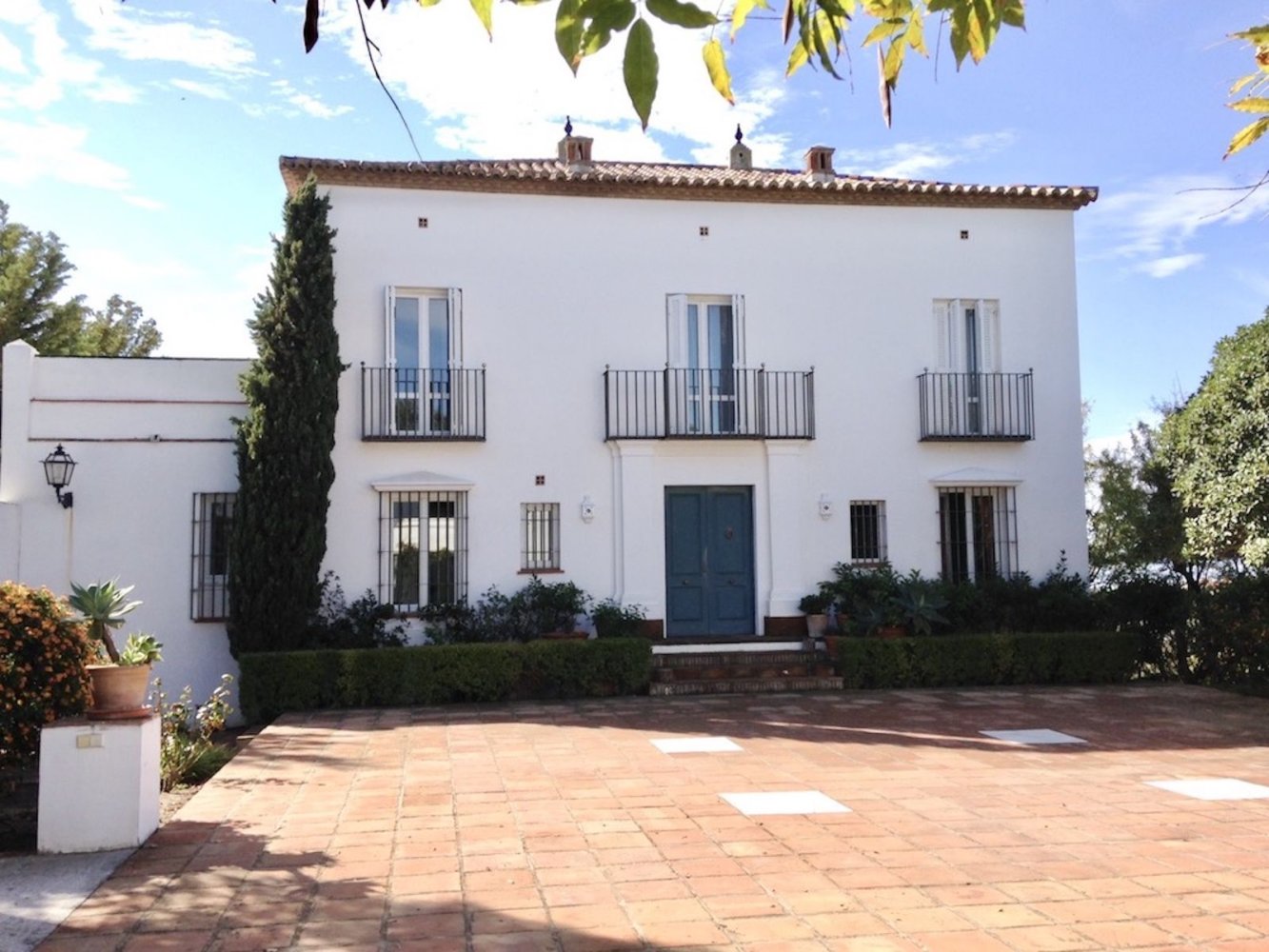 Casa de 6 dormitorios en Estepona, Spain No. 140832