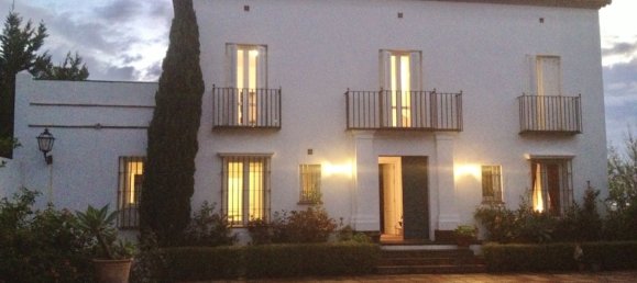 Casa de 6 dormitorios en Estepona, Spain No. 140832 2