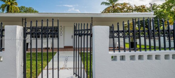 3 Schlafzimmer Villa in Miami, USA, Nr. 615809 28