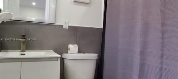 3 Schlafzimmer Villa in Miami, USA, Nr. 615809 20