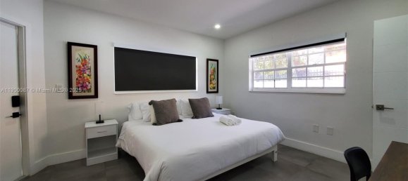 3 Schlafzimmer Villa in Miami, USA, Nr. 615809 6