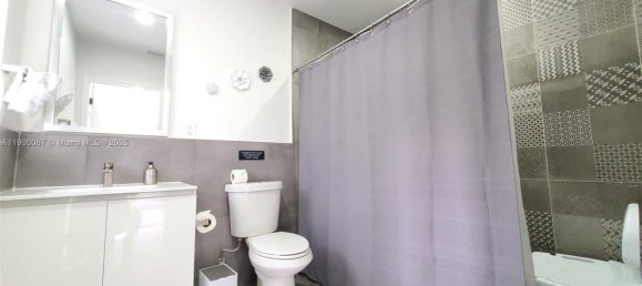 3 Schlafzimmer Villa in Miami, USA, Nr. 615809 19