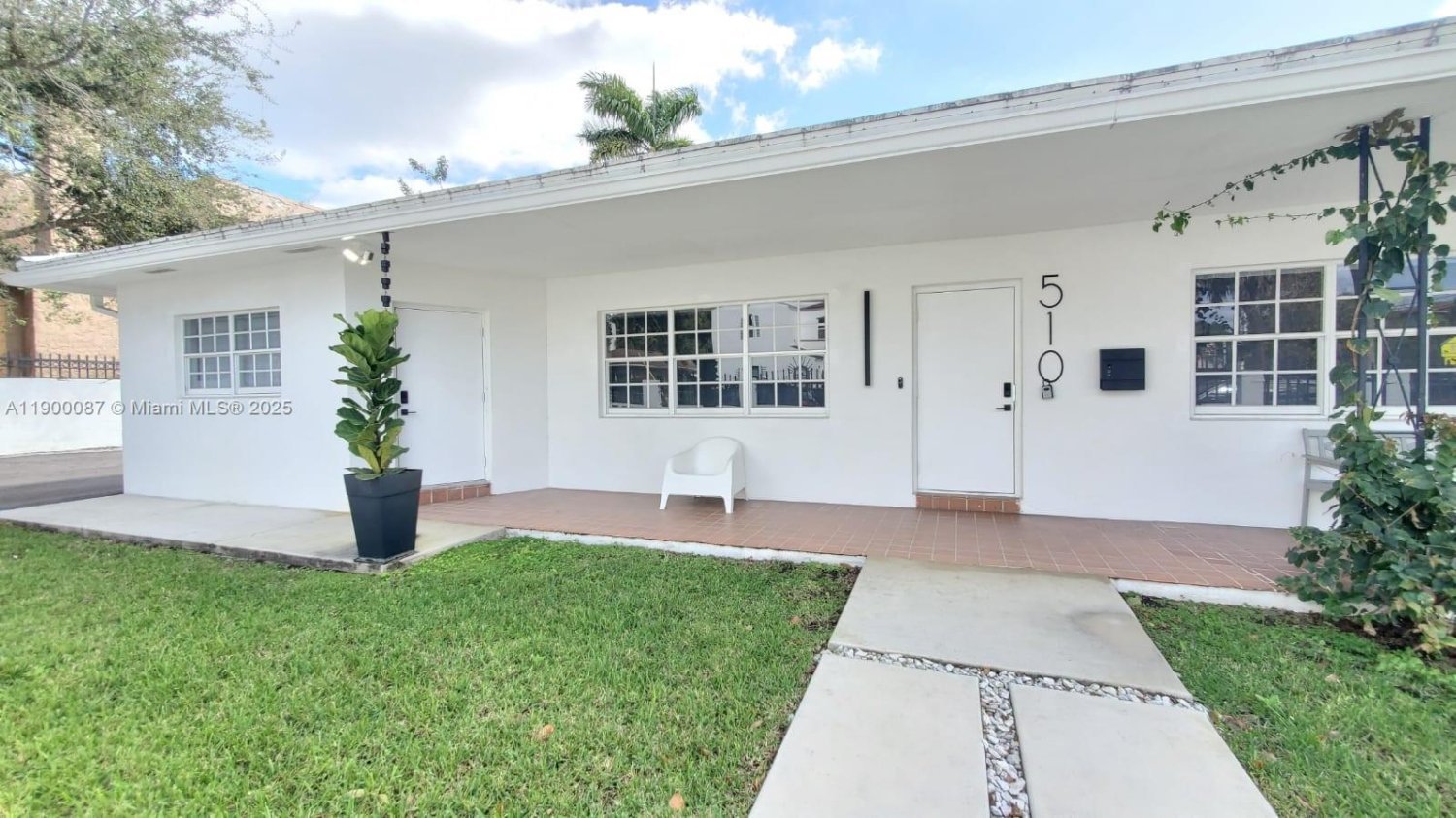 3 Schlafzimmer Villa in Miami, USA, Nr. 615809
