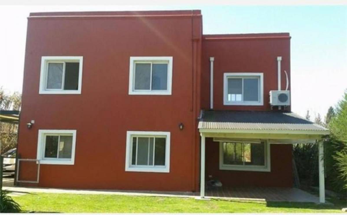 4 bedrooms House in Tigre, Argentina No. 80656