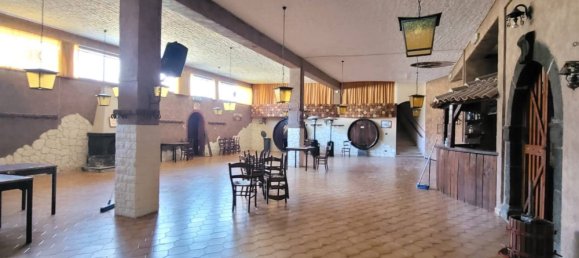 10 rooms Commercial property in Belpasso, Italy No. 47427 22