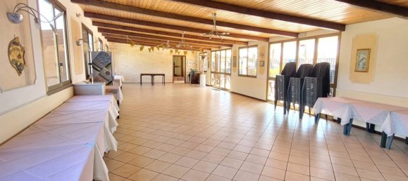 10 rooms Commercial property in Belpasso, Italy No. 47427 32