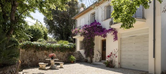 344m² Commercial property in Cannes, France No. 1505 4