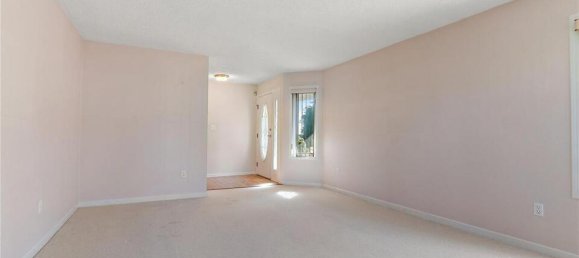 2 bedrooms House in British Columbia, Canada No. 1120 10