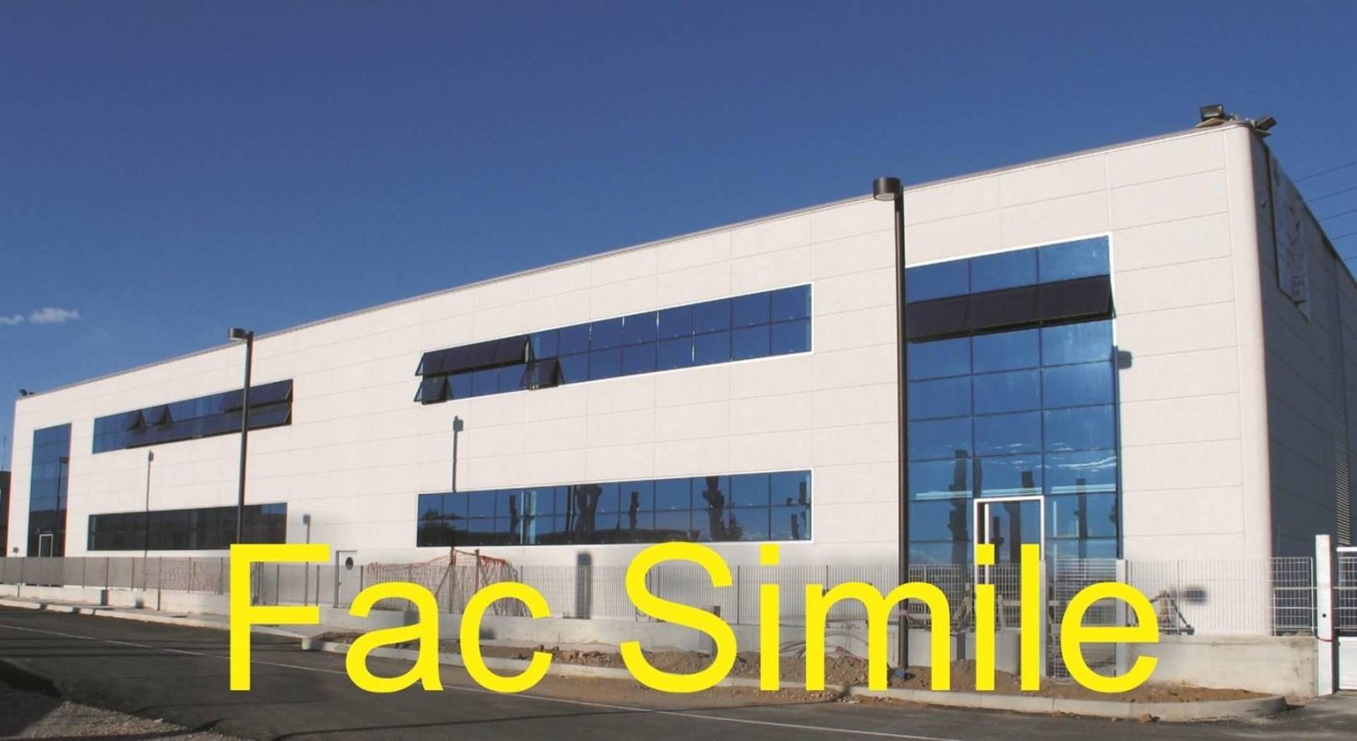 3 rooms Warehouse in Sesto Fiorentino, Italy No. 12030