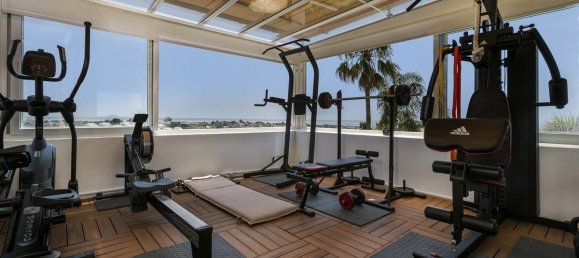 Villa de 4 dormitorios en Málaga, Spain No. 42411 12