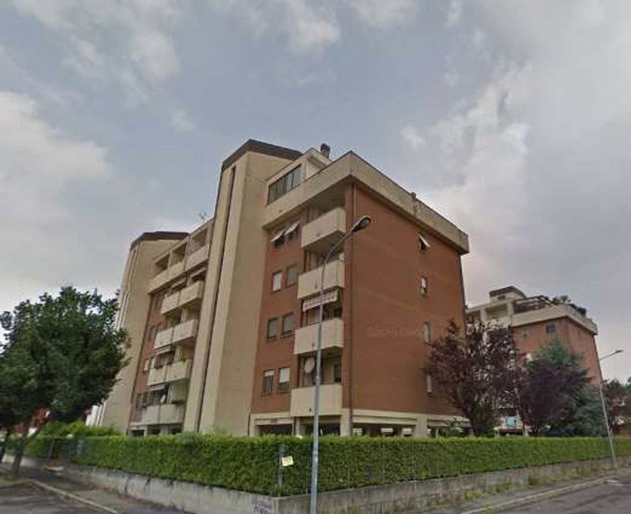 Квартира с 5 спальнями в Ро, Италия № 383445