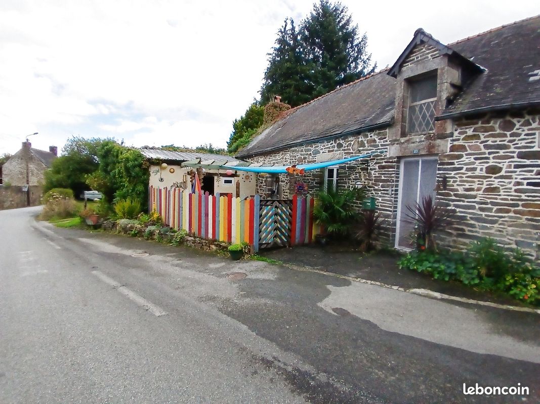 2 bedrooms House in Cotes-d'Armor, France No. 325692