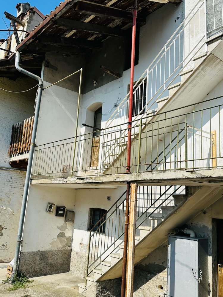 3-salle Maison à Presezzo, Italy No. 277927