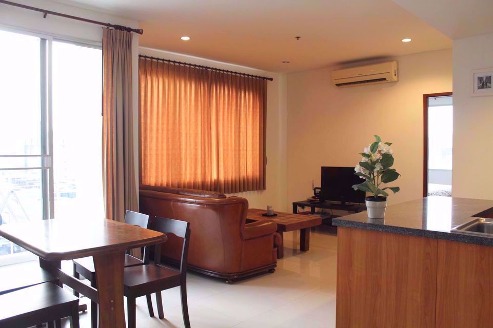 1 bedroom Condo in Khlong San, Thailand No. 9683