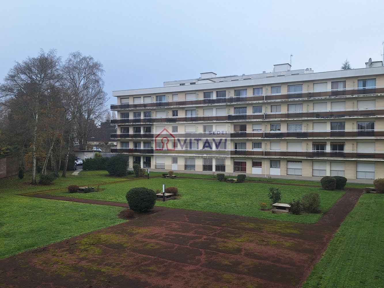 3 bedrooms Apartment in Compiegne, France No. 40844