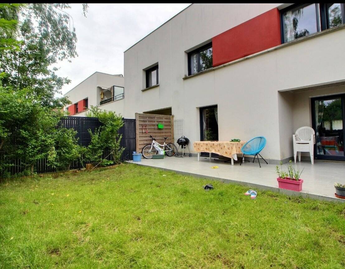 4 bedrooms House in Fleury-Merogis, France No. 328450
