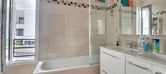 4 bedrooms House in Fleury-Merogis, France No. 328450 8