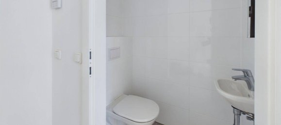 3 rooms Apartment in Hernals, Austria No. 145768 9