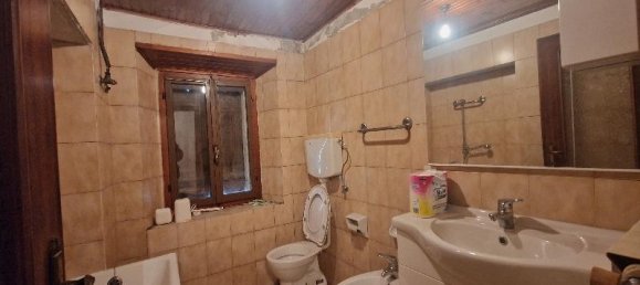 Casa de 7 habitaciónes en Zocca, Italy No. 232882 16