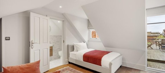 4 bedrooms Apartment in London, United Kingdom No. 13148 34