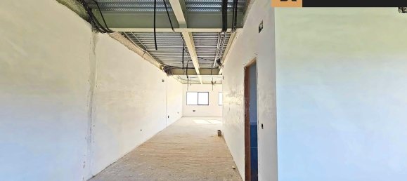 606m² Warehouse in Naron, Spain No. 124572 12